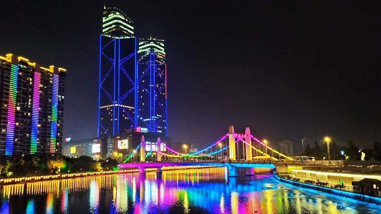 浙江湖州夜景.jpg