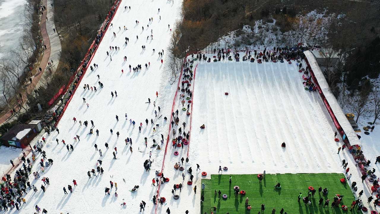 河北灤平金山嶺滑雪場.jpg