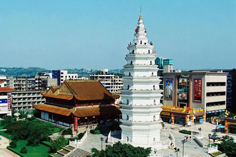 瀘州江陽報恩塔 瀘州江陽報恩塔.webp.jpg